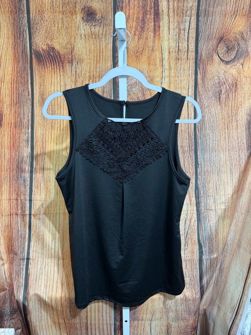 Black Lace Neckline Sleeveless Blouse Size M